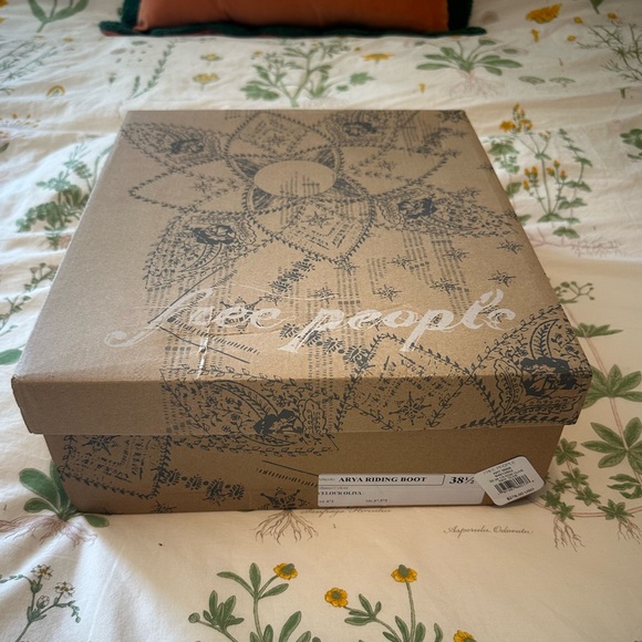 Arya Riding Boot - Picture 12 of 15